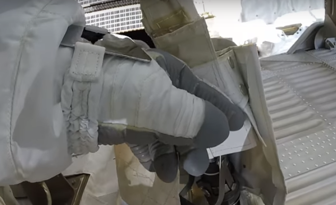 Реальная прогулка в космосе: вид от первого лица - «Виртуальный музей космонавтики»