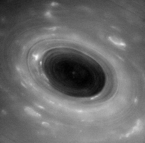 Погружение «Кассини» сквозь кольца Сатурна прошло успешно - «Виртуальный музей космонавтики»
