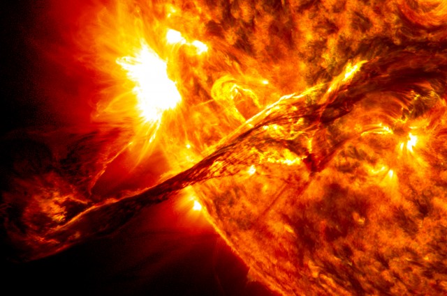 Жизнь Солнца в высоком разрешении - «Виртуальный музей космонавтики»