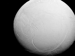Ледяной спутник Сатурна - Энцелад